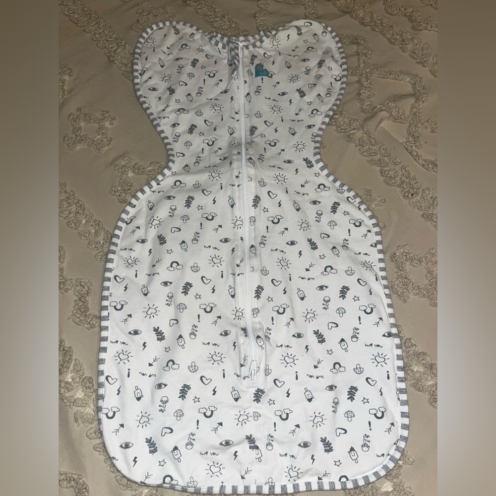 Love to Dream White and Gray Sleep Sack